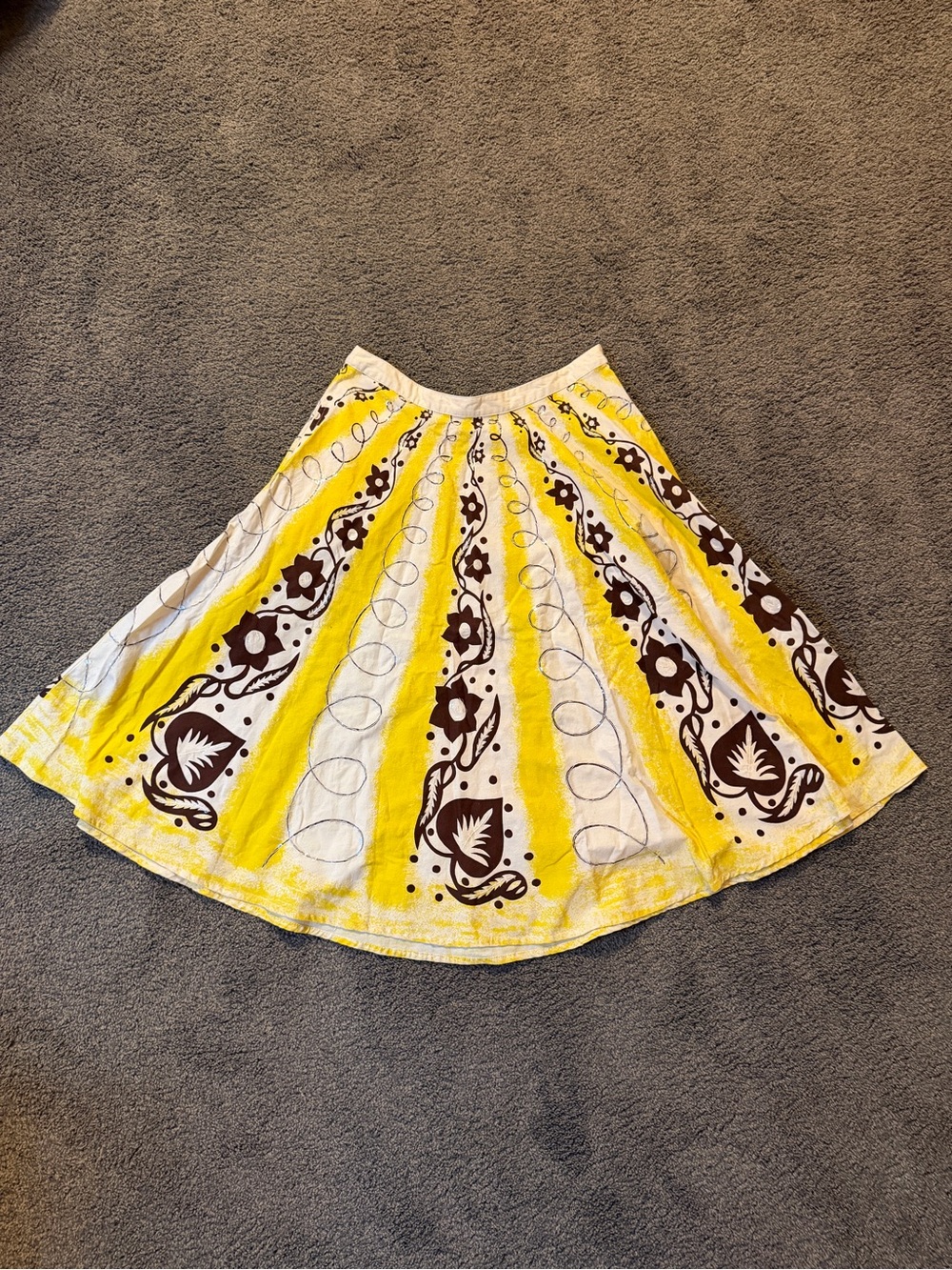 Bernardo Yellow Floral Sequin Embroidered Full Circle Midi Skirt 6P Retro Y2K